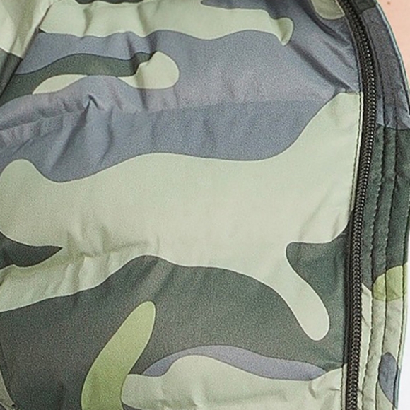 Time and Tru Puffer Jacket - Picture 4 of 10